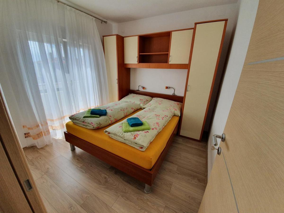 Apartmani Bozic-Tokic Krk Town Zewnętrze zdjęcie